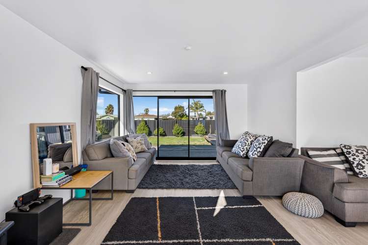 439 Kennedy Road_1