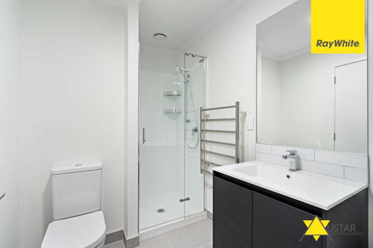 29 Oranga Drive Westgate_12