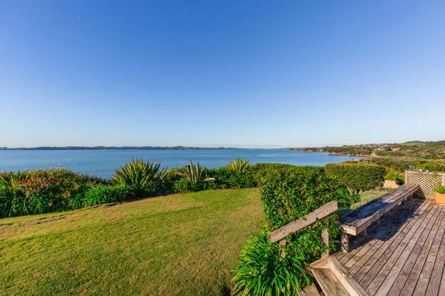 51 Pohutukawa Road Beachlands_3