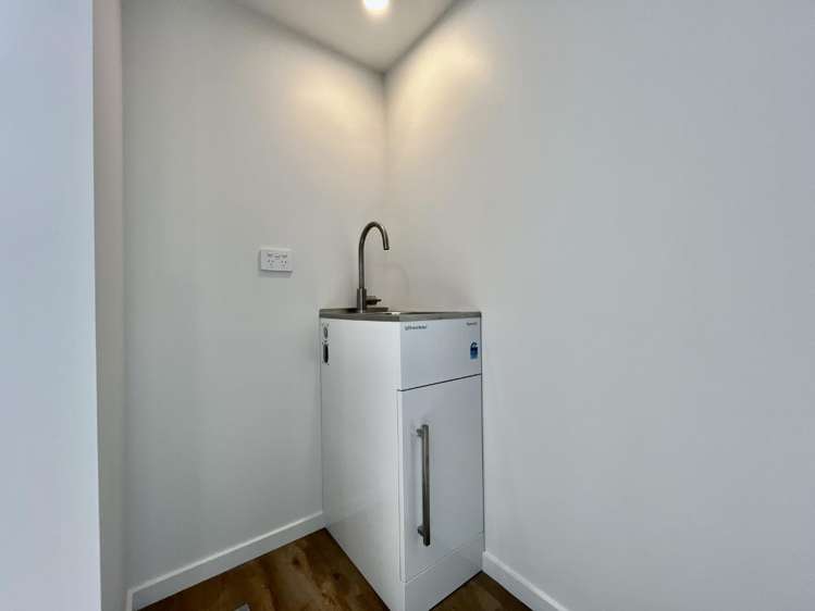 2/113 Poulson Street 1380_9