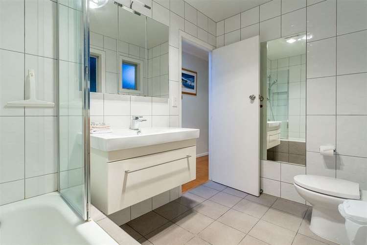 52 Waima Crescent Titirangi_16