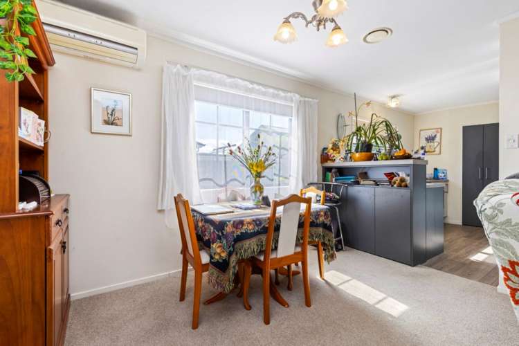 352 Cobham Drive Hillcrest_4