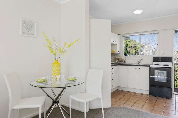 8/22 Wynyard Road Mount Eden_5