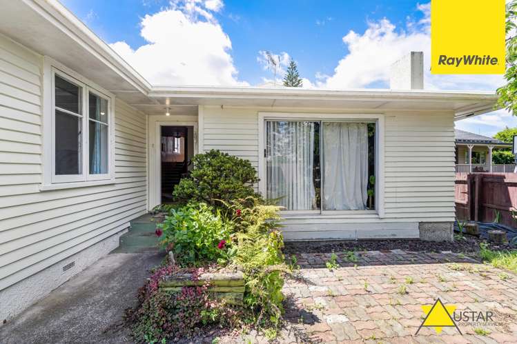 51 Glenview Road Glen Eden_17