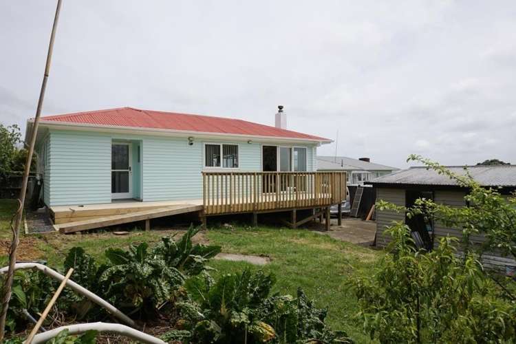 130 Rosier Rd 1665_7
