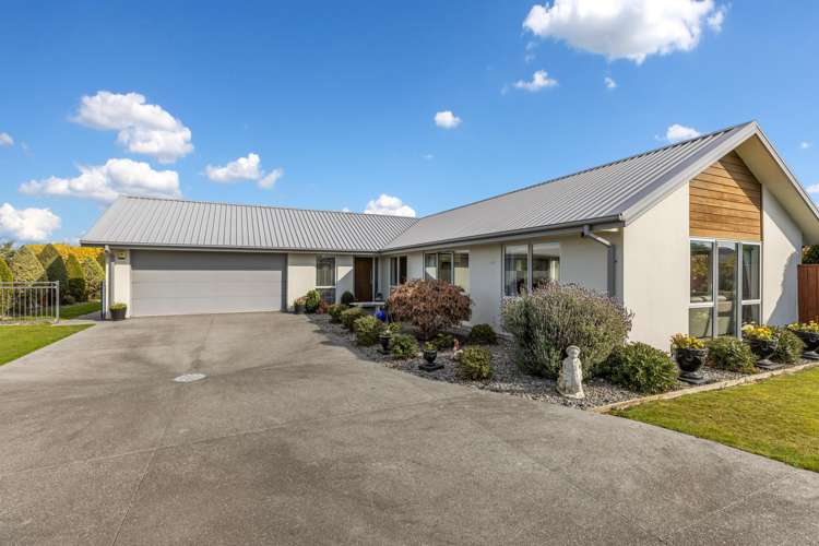 13 Lynley Drive West Melton_16