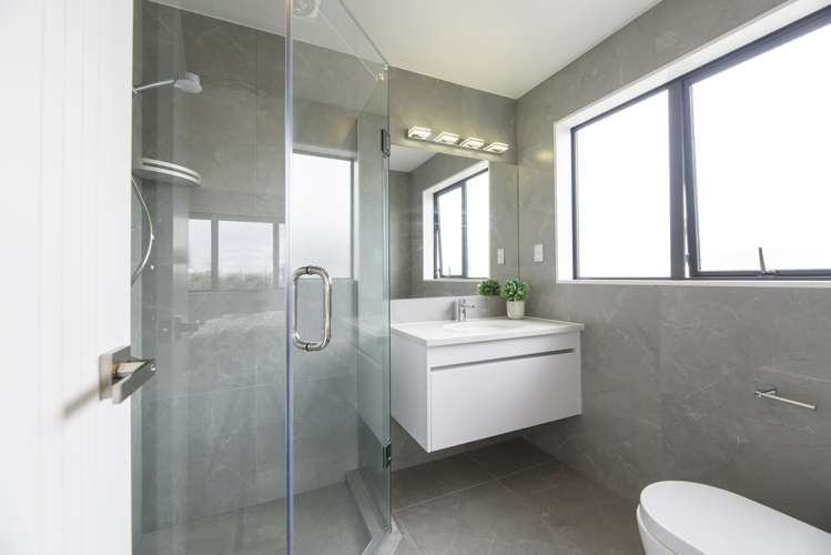 8 Kokowai Parade Hobsonville_11