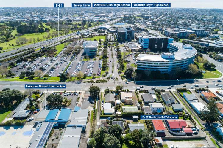 2/22 Northcote Road Takapuna_11