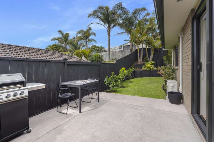 12 Bloomfield Rise Stanmore Bay_6