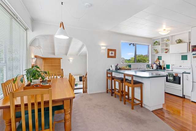 4 Harford Place Pakuranga Heights_2