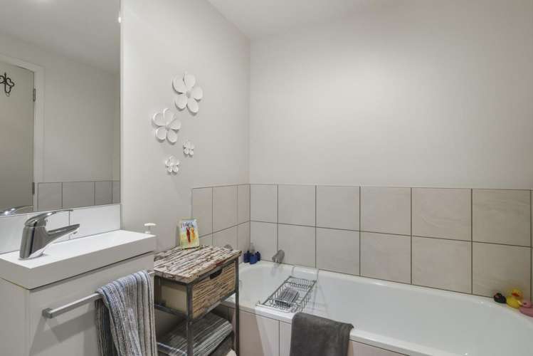 4 Mcintosh Road Brighton_8