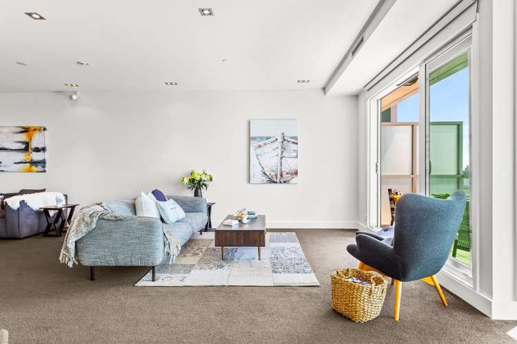 Flat 1202/85 Beach Road City Centre_11