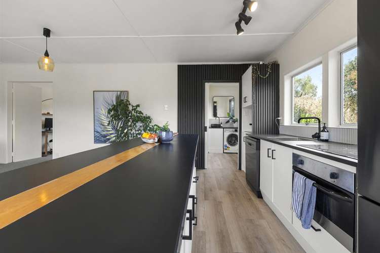 4 Simon Road_4