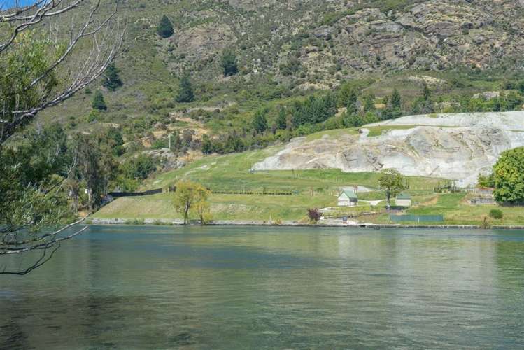 8 Old Homestead Place Kawarau Falls_13