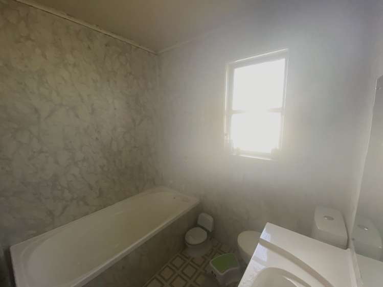 4 River Road Te Atatu Peninsula_7