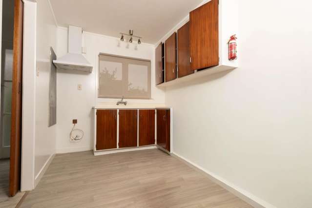 2/24 Shackleton Road Mount Eden_1