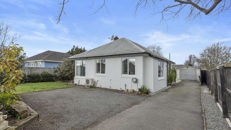 119 Springs Road Hornby_12