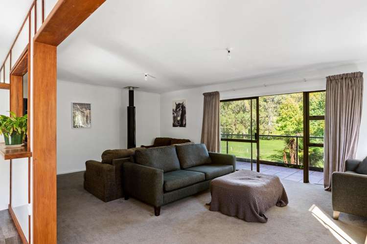 212 Valley Road_2