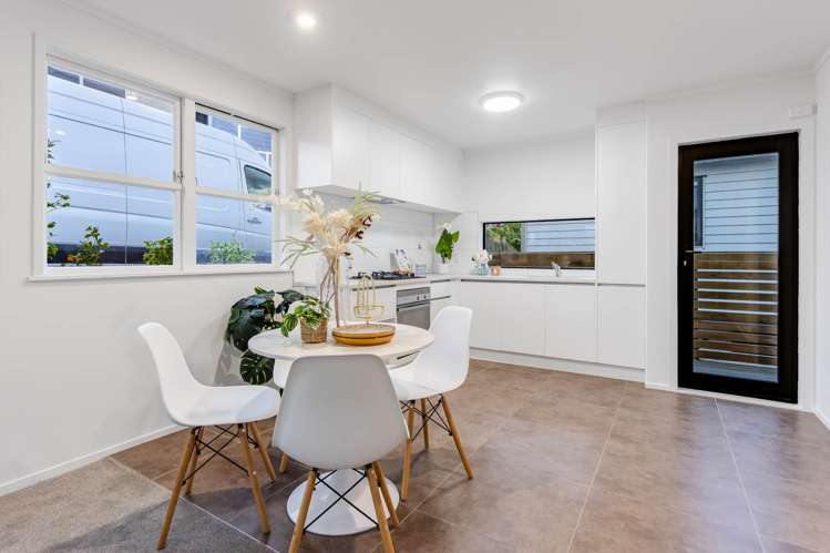 26 Cheval Drive Totara Vale_5
