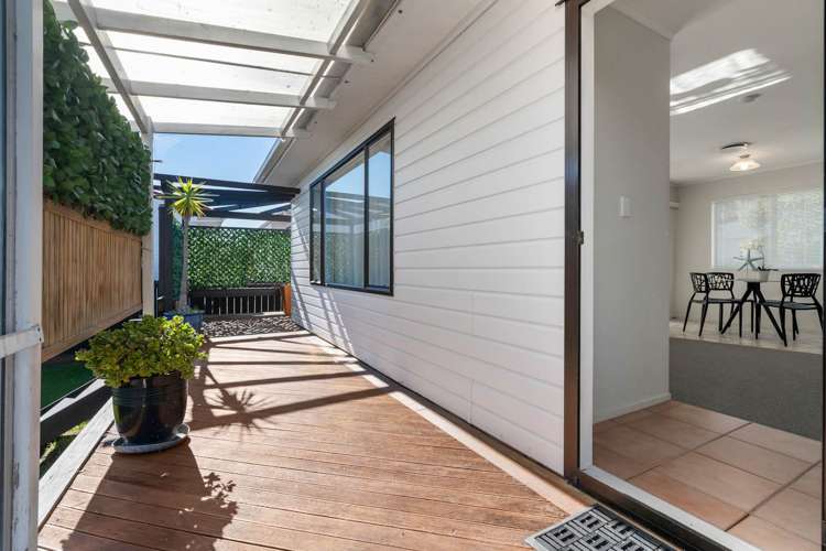 2/136 Moore Street Howick_7