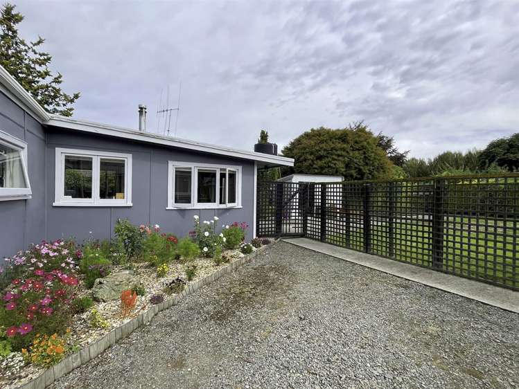 53 Main North Road Geraldine_17