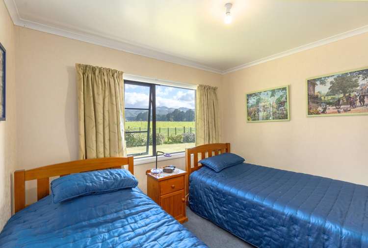 62 Thomas Road Carterton_17