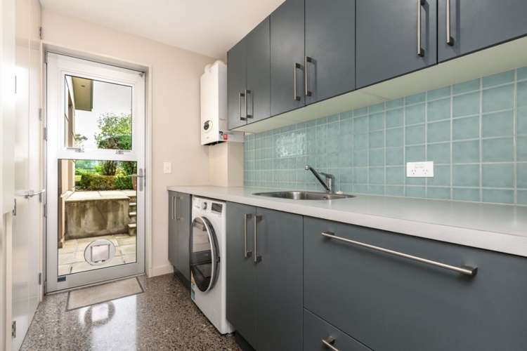 9 Watlings Place Kennedys Bush_24