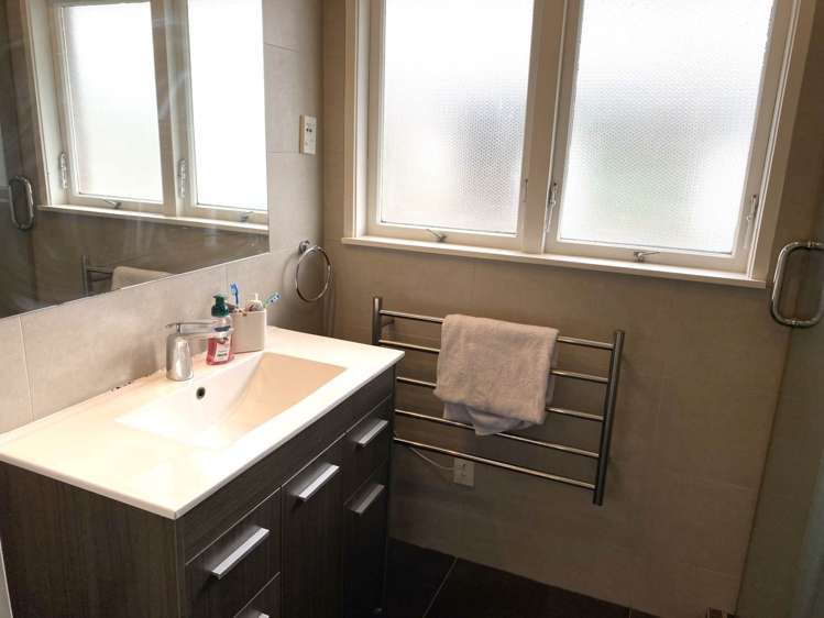 1/22 Pooley Street Pakuranga Heights_6