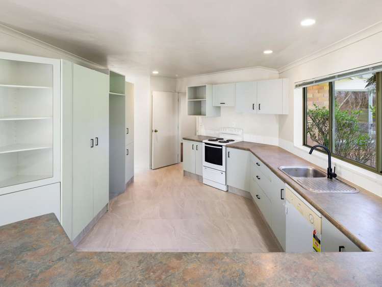 20 John Webb Drive Glenview_2