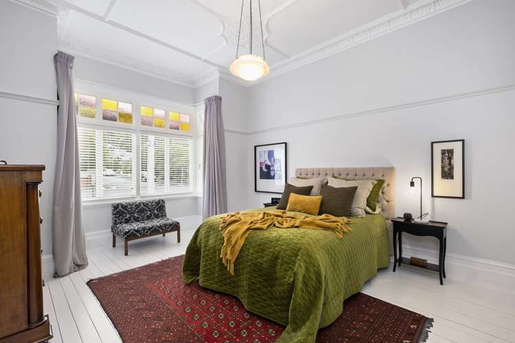 377 North Road North East Valley_15