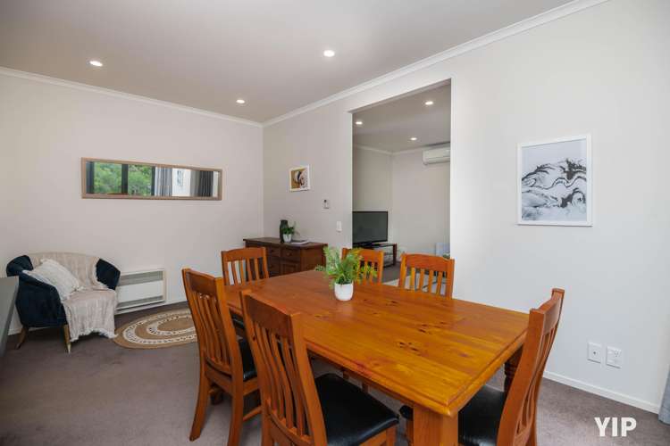 89 Kentwood Drive Woodridge_10