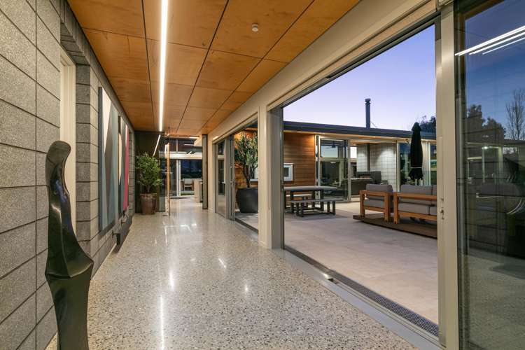 23 Mountain View Drive Wanaka_7