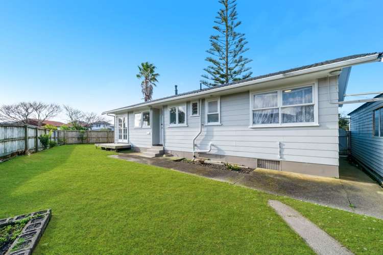 1 Crampton Place Manurewa_4