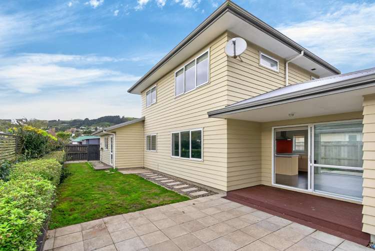 8 Davies Street Tawa_11