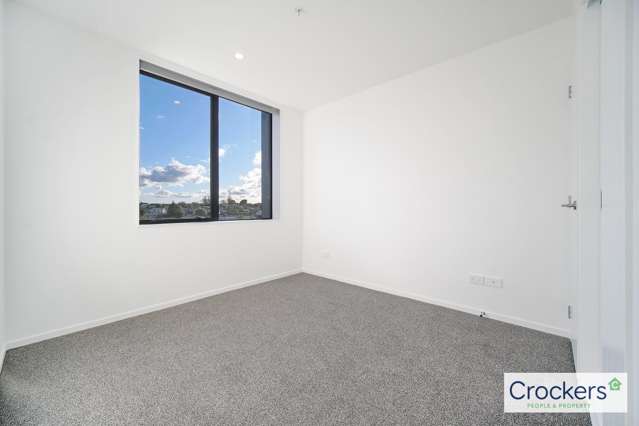 205/7 Rauemi Way 1802_4