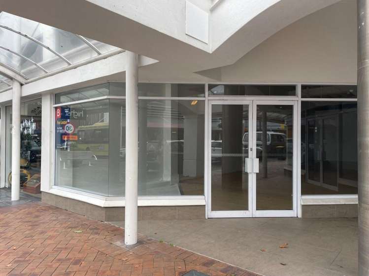 Tenancy 2/117 Willow Street Tauranga Central_2