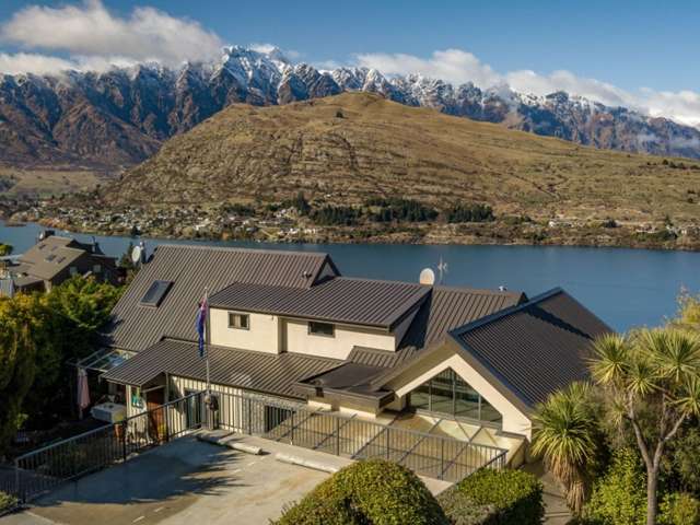 10 Goldleaf Hill Queenstown_1