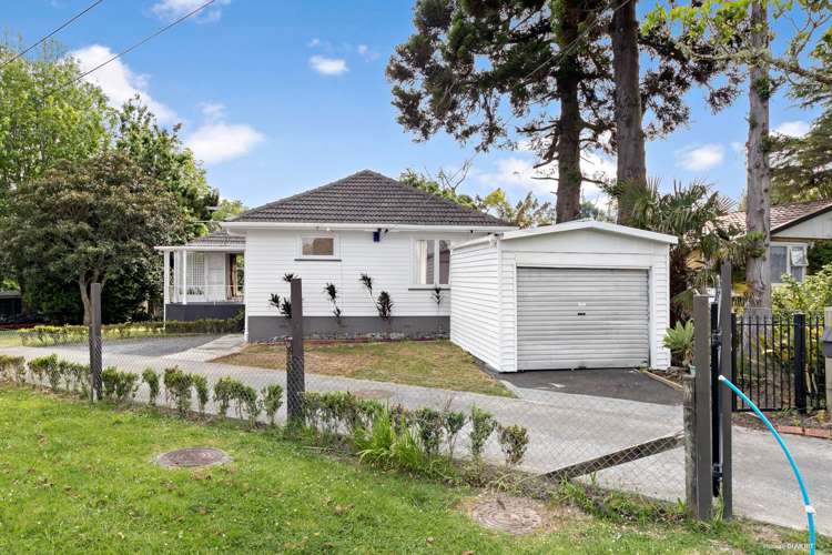 72 Cobham Crescent Kelston_9