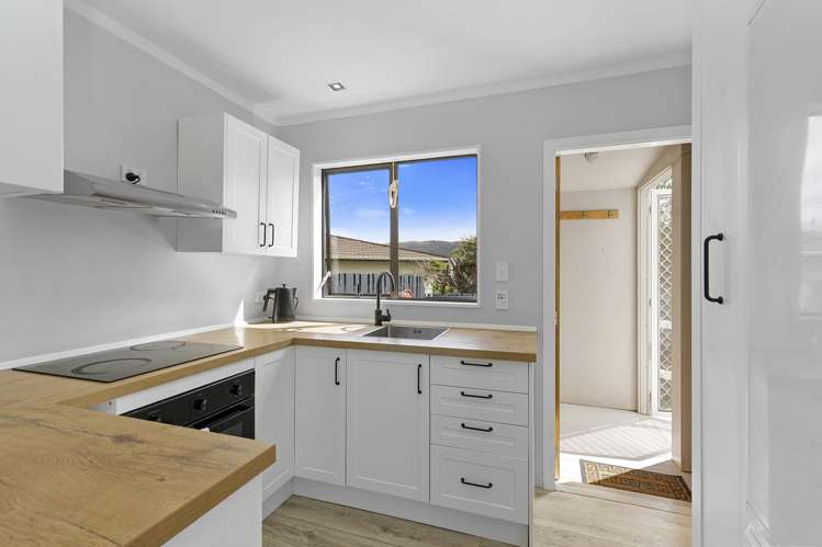 1/26 Outram Grove Kelson_5