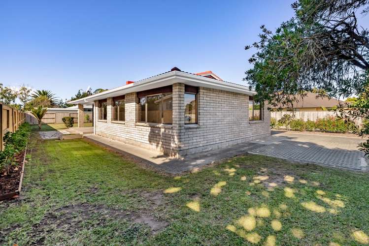 19 South Road Waipu_29