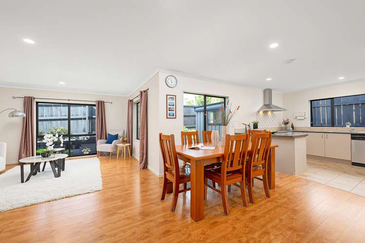 48 Basra Drive Henderson_11