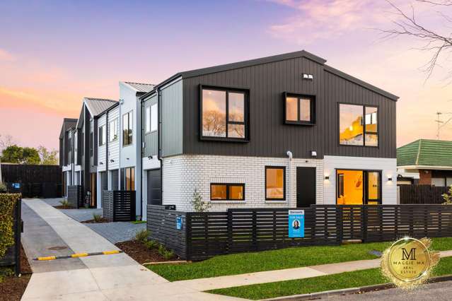 Brand New Freehold Homes - Botany Downs