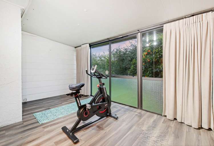 24 Resolute Way Papakura_12