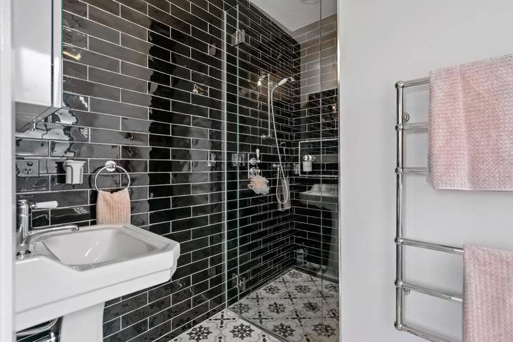 2/45 St Kilda Road Cambridge_21