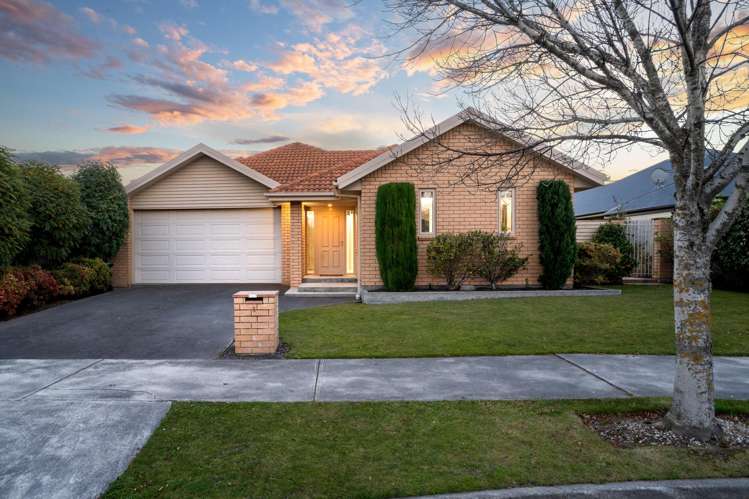 8 Bayliss Close_0