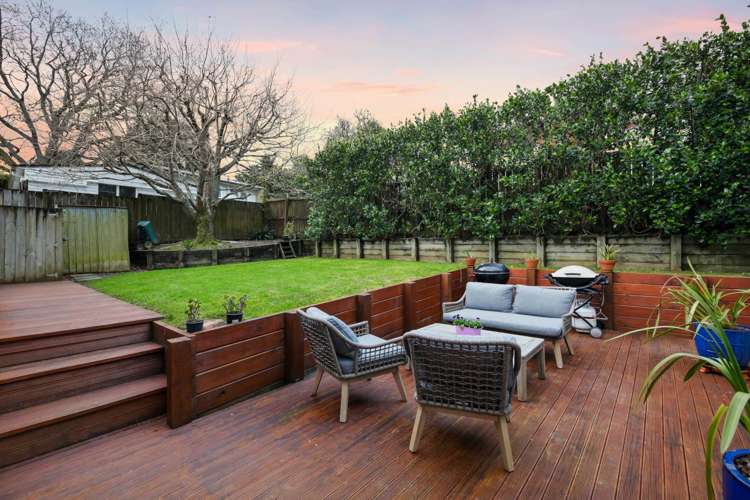 6 Cronin Place Beach Haven_21