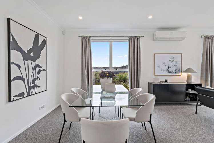 81 Mackay Drive Greenhithe_12