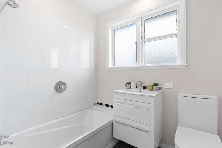 49 Dunstan Street ōtaki_16