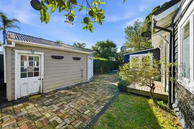 6 Tongariro Street_3