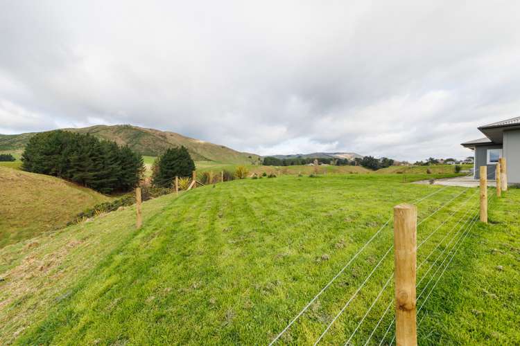 52 Highland View Drive Tokomaru_17